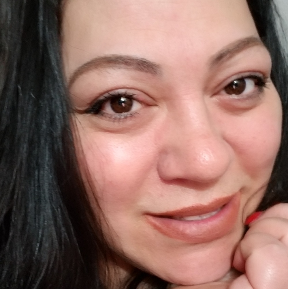 Meet your Posher, Debra